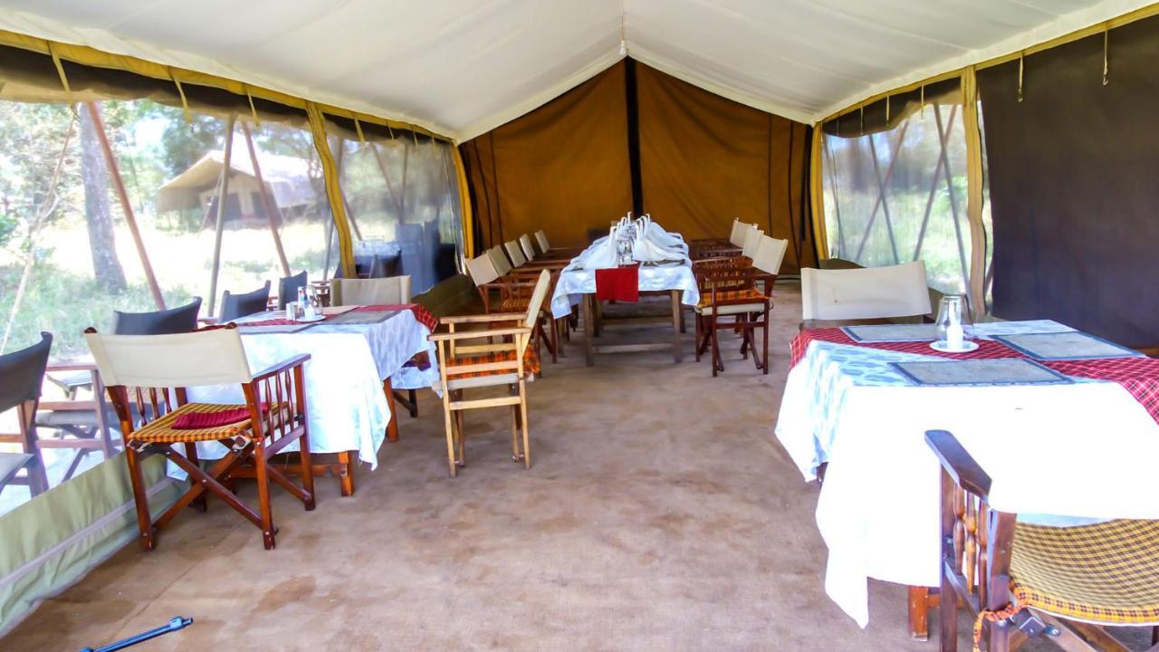 ホテル Serengeti Savannah Camps Soronera エクステリア 写真