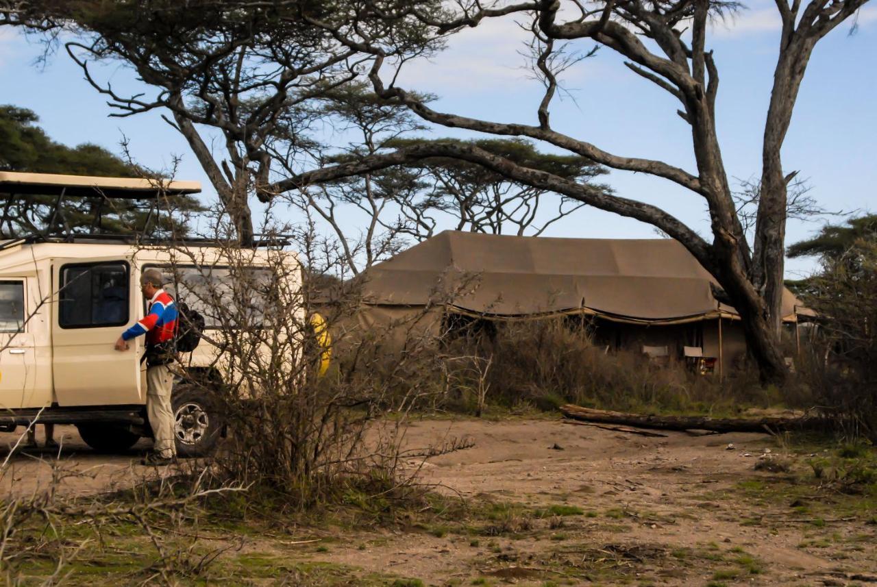 ホテル Serengeti Savannah Camps Soronera エクステリア 写真