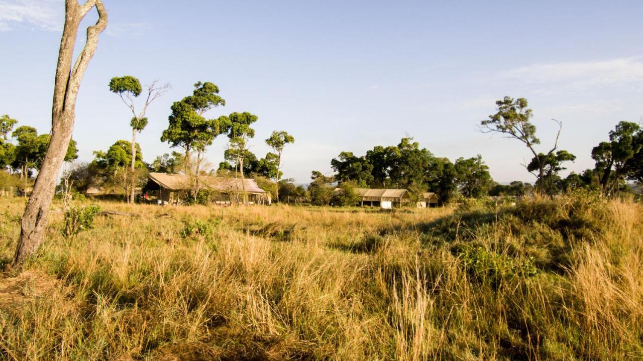 ホテル Serengeti Savannah Camps Soronera エクステリア 写真