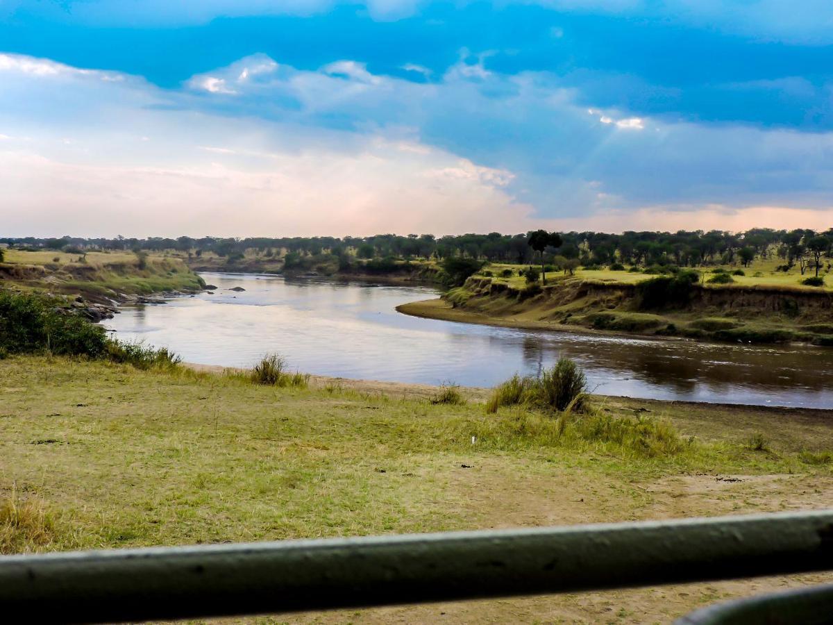 ホテル Serengeti Savannah Camps Soronera エクステリア 写真