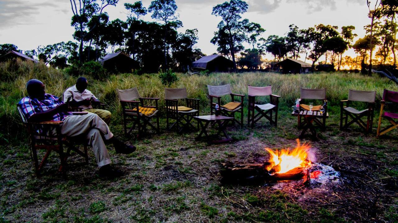 ホテル Serengeti Savannah Camps Soronera エクステリア 写真