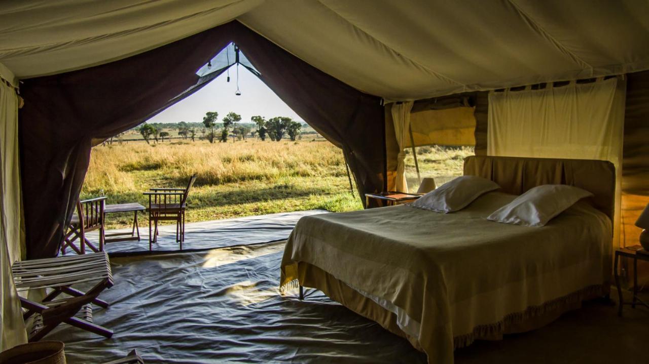 ホテル Serengeti Savannah Camps Soronera エクステリア 写真